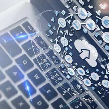 云開發(fā)時(shí)代下，計(jì)算機(jī)軟硬件開發(fā)的融合之路——以安徽新華電腦專修學(xué)院為例